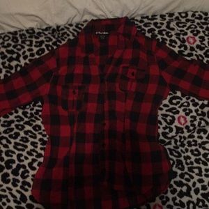 plaid button up shirt, v neck, and tailored @waist